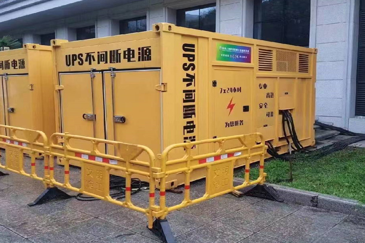 文罗镇发电机租赁施工现场